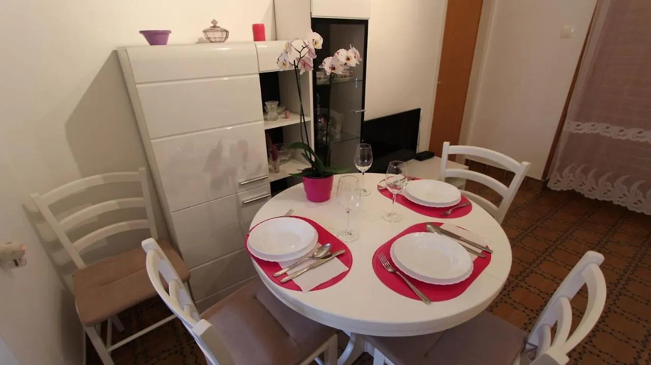 מאלינסקה Apartments Duda קרואטיה