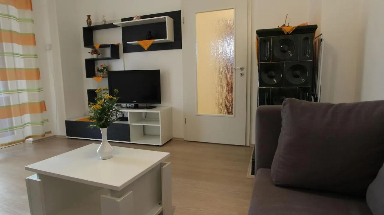 Apartments Duda Малинска 2*,