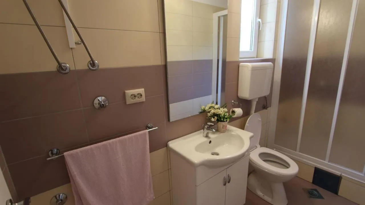 Apartments Duda Малинска